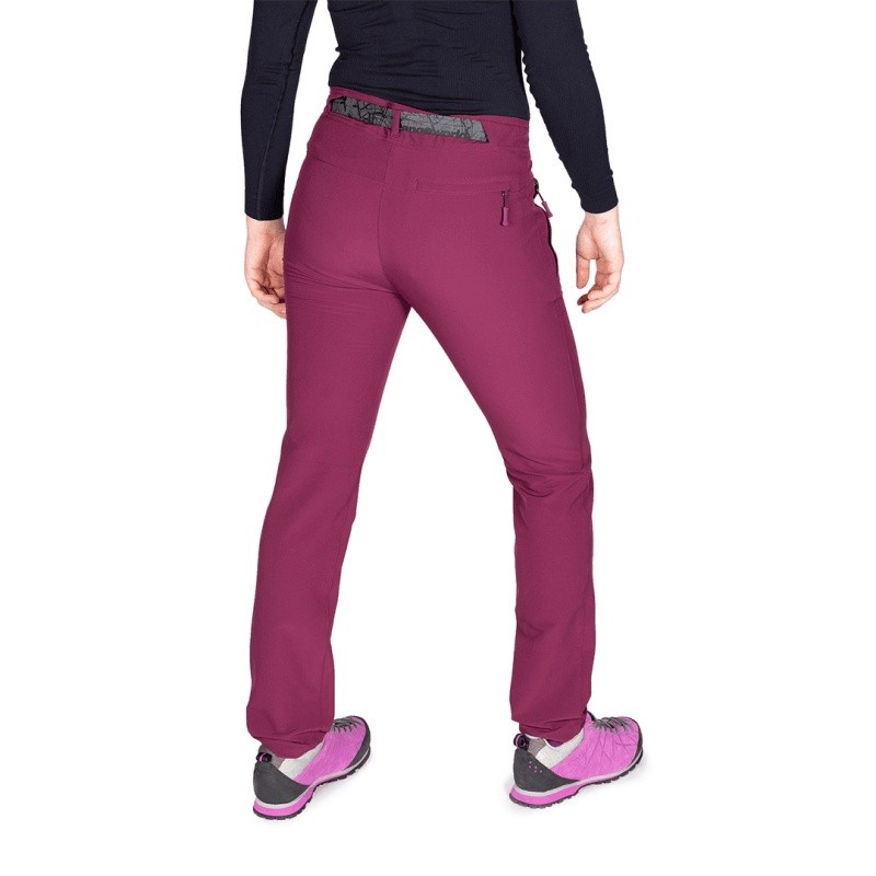 Naym Trangoworld trasera