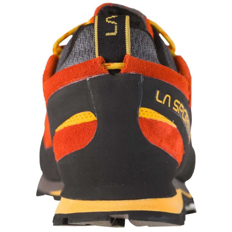 zapato boulder x hombre trasera